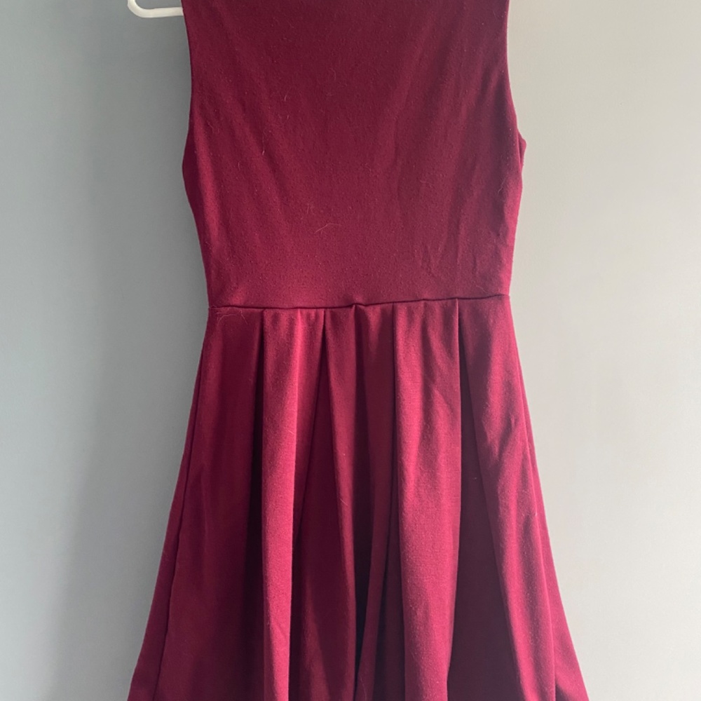 Red Dress - Picture 2 of 2